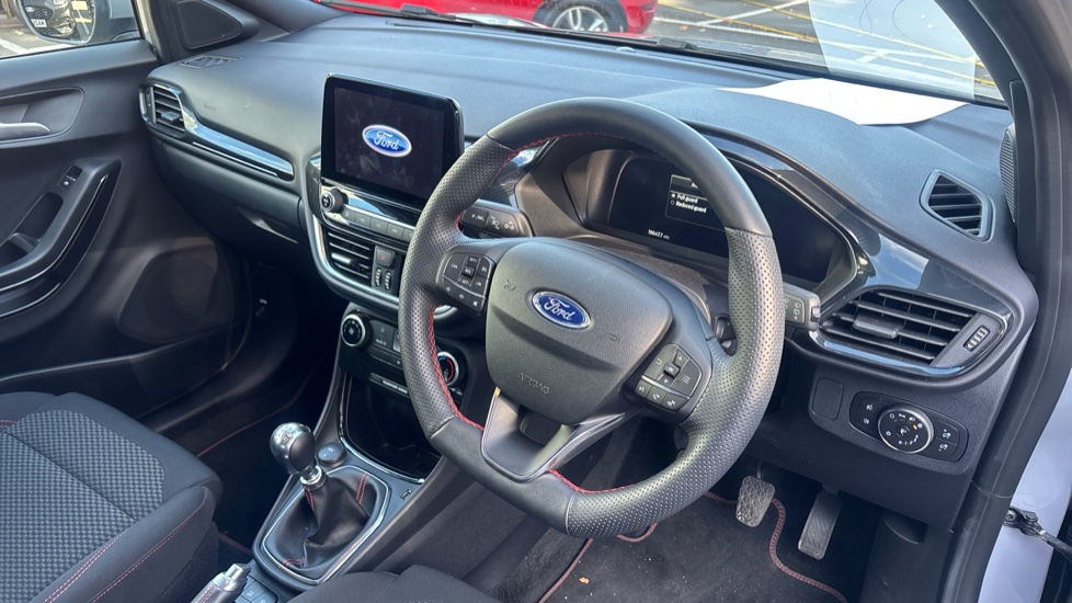 Ford Puma 1.0 EcoBoost Hybrid mHEV ST-Line 5dr Petrol Hatchback - Image 11