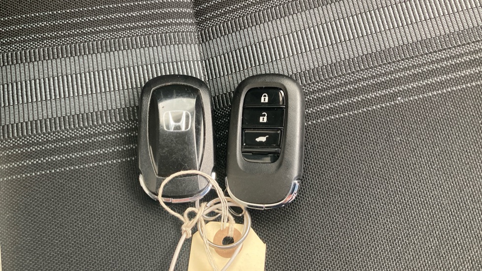 Honda Civic 2.0 eHEV Elegance 5dr CVT Hybrid Hatchback - Image 20