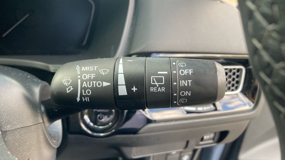 Honda Civic 2.0 eHEV Elegance 5dr CVT Hybrid Hatchback - Image 30