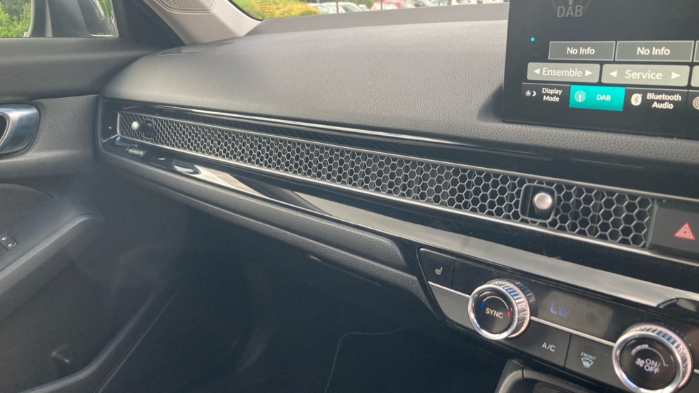 Honda Civic 2.0 eHEV Elegance 5dr CVT Hybrid Hatchback - Image 35