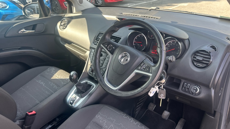 Vauxhall Meriva 1.4i 16V Life 5dr Petrol Estate - Image 11