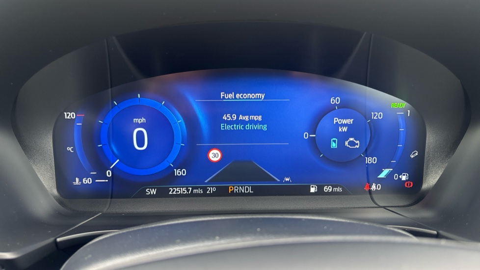 Ford Kuga 2.5 FHEV ST-Line X Edition 5dr CVT Hybrid Estate - Image 18