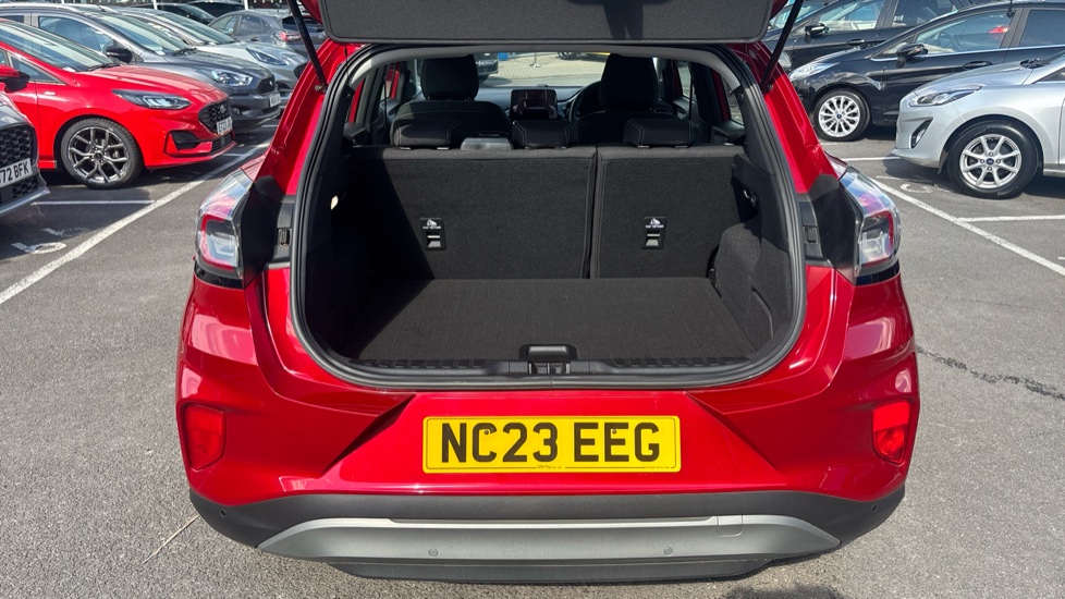 Ford Puma 1.0 EcoBoost Hybrid mHEV Titanium 5dr DCT Petrol Hatchback - Image 4