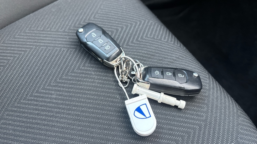 Ford Fiesta 1.1 Trend 5dr Petrol Hatchback - Image 19