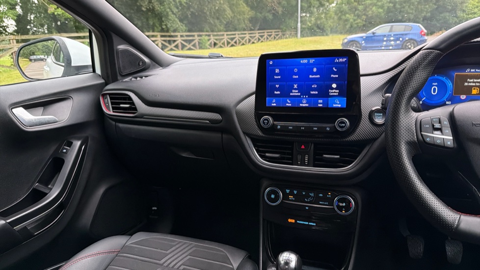 Ford Puma 1.0 EcoBoost Hybrid mHEV ST-Line X 5dr Petrol Hatchback - Image 14