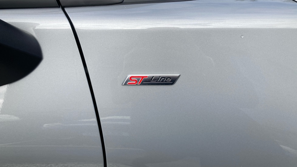 Ford Puma 1.0 EcoBoost Hybrid mHEV ST-Line 5dr Petrol Hatchback - Image 37