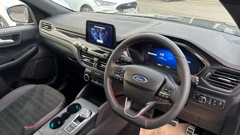 Ford Kuga 2.5 PHEV ST-Line X Edition 5dr CVT Estate - Image 11