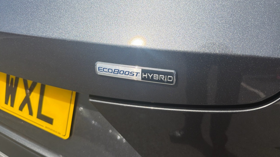 Ford Puma 1.0 EcoBoost Hybrid mHEV Titanium 5dr Petrol Hatchback - Image 30