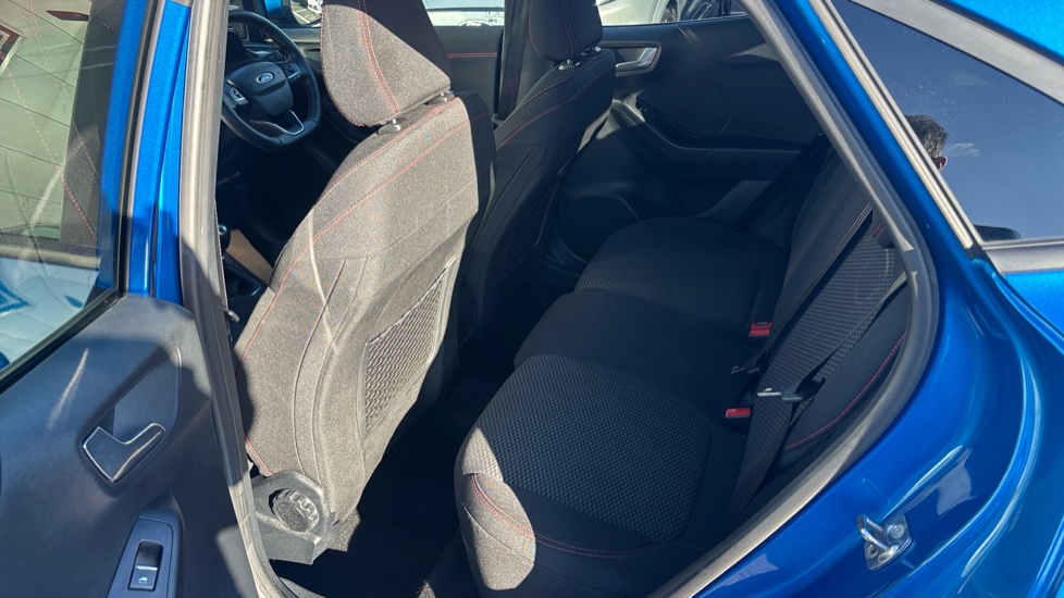 Ford Puma 1.0 EcoBoost Hybrid mHEV ST-Line 5dr Petrol Hatchback - Image 16
