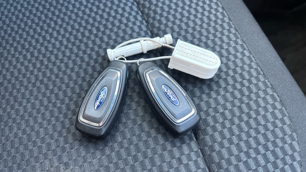 Ford Puma 1.0 EcoBoost Hybrid mHEV ST-Line 5dr Petrol Hatchback - Image 20