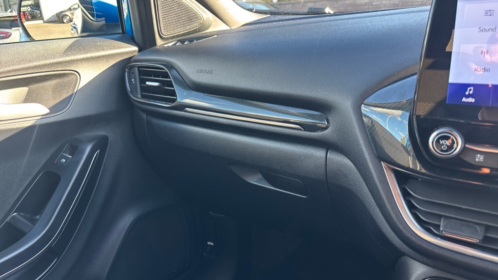 Ford Puma 1.0 EcoBoost Hybrid mHEV ST-Line 5dr Petrol Hatchback - Image 30