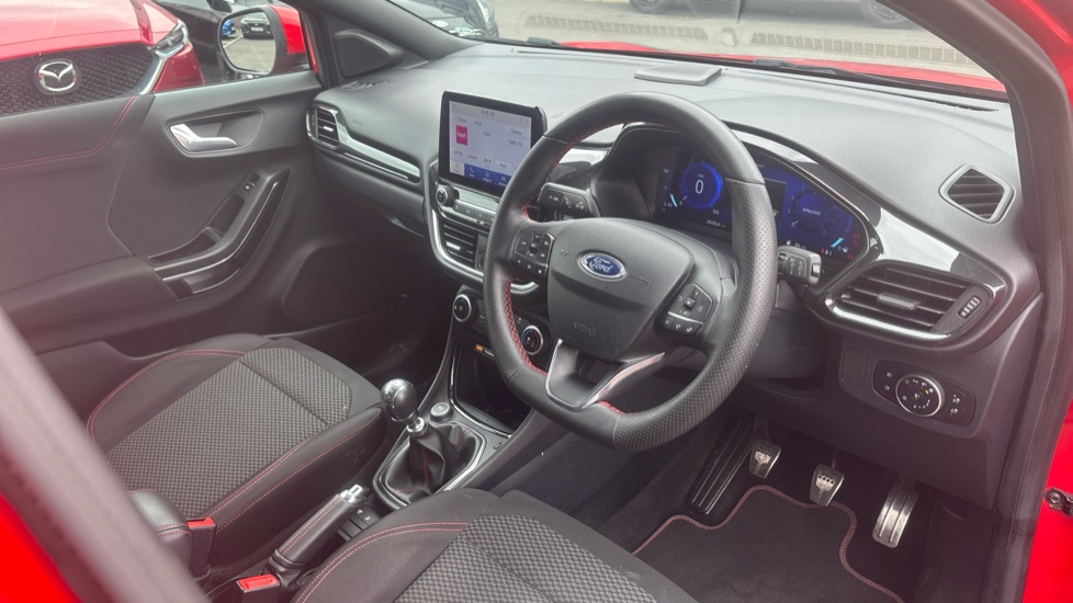 Ford Puma 1.0 EcoBoost Hybrid mHEV ST-Line 5dr Petrol Hatchback - Image 11
