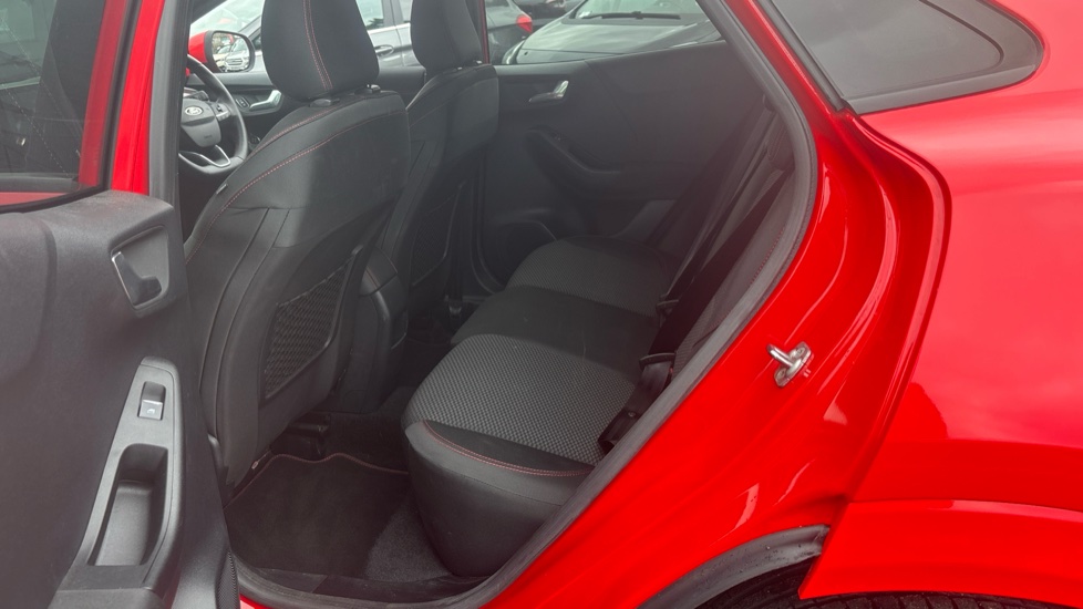 Ford Puma 1.0 EcoBoost Hybrid mHEV ST-Line 5dr Petrol Hatchback - Image 16