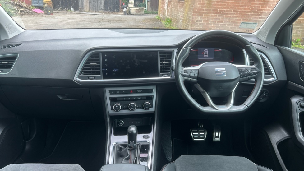 SEAT Ateca 1.5 TSI EVO FR 5dr DSG Petrol Estate - Image 10