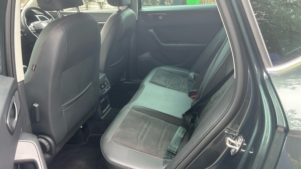 SEAT Ateca 1.5 TSI EVO FR 5dr DSG Petrol Estate - Image 16