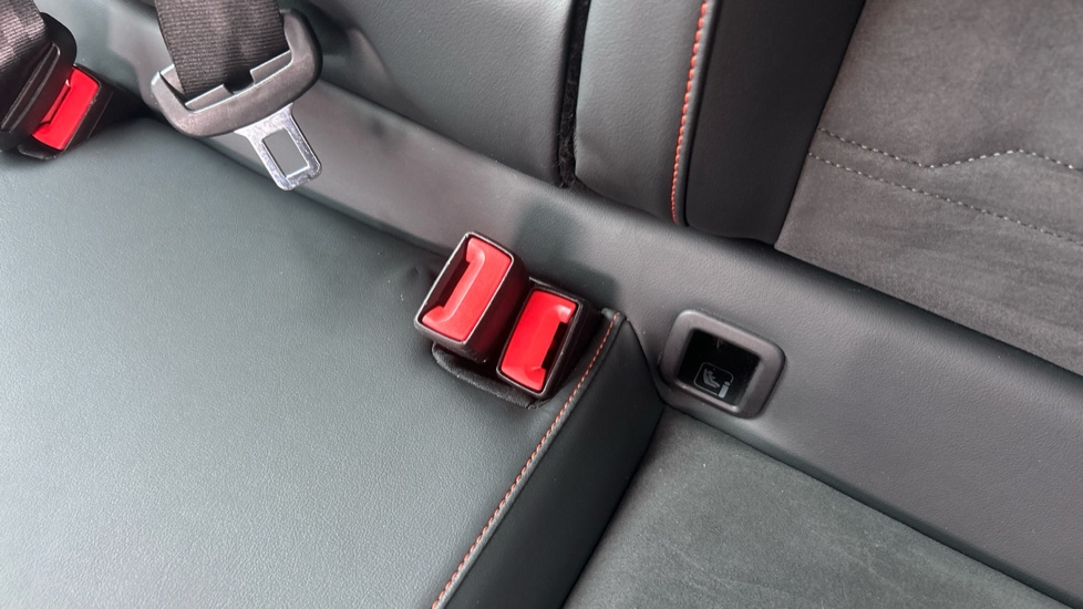 SEAT Ateca 1.5 TSI EVO FR 5dr DSG Petrol Estate - Image 17