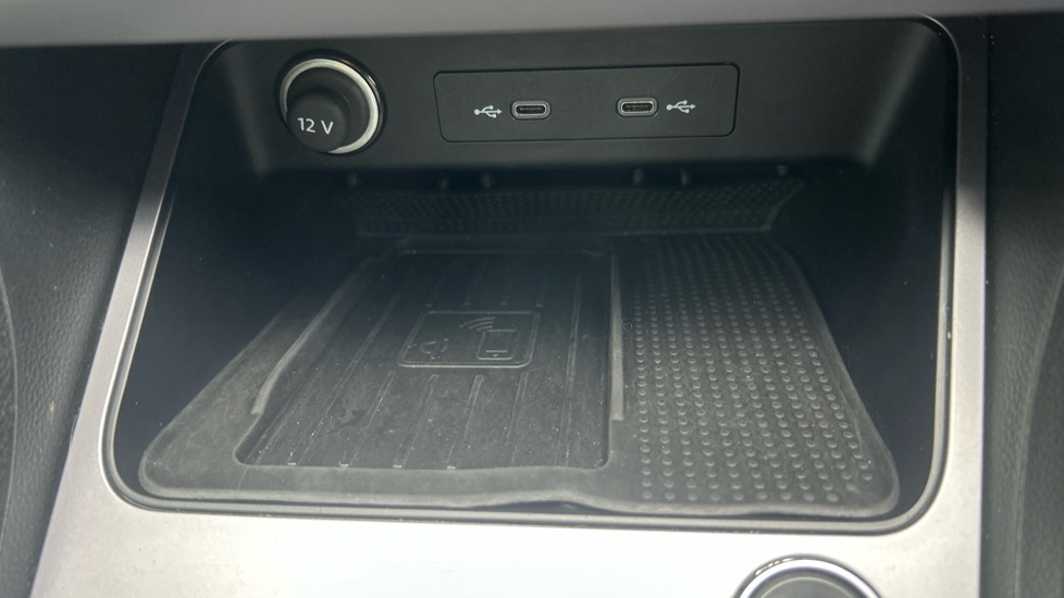 SEAT Ateca 1.5 TSI EVO FR 5dr DSG Petrol Estate - Image 31