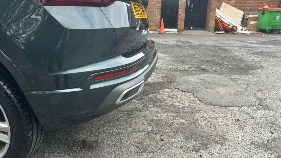 SEAT Ateca 1.5 TSI EVO FR 5dr DSG Petrol Estate - Image 44