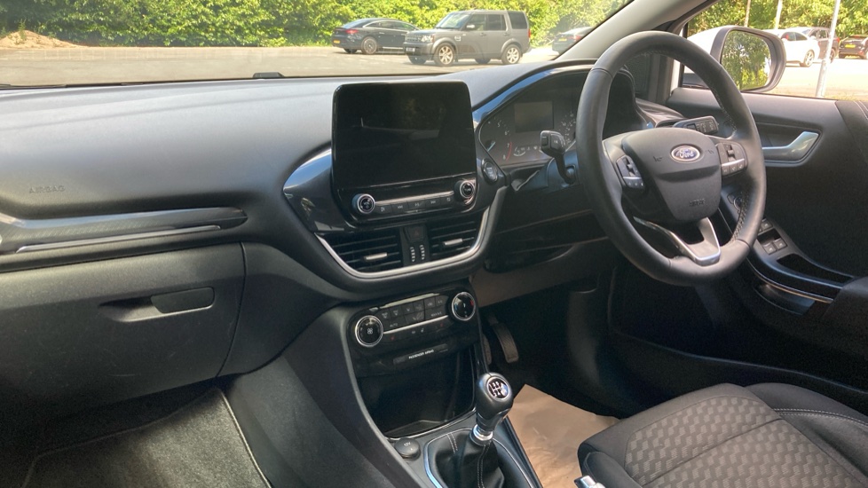 Ford Puma 1.0 EcoBoost Hybrid mHEV Titanium 5dr Petrol Hatchback - Image 9