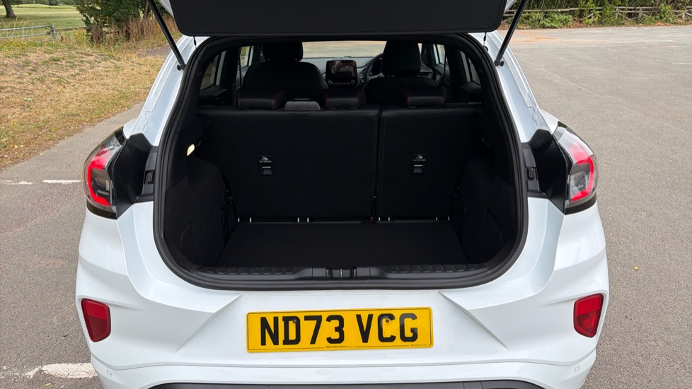 Ford Puma 1.0 EcoBoost Hybrid mHEV ST-Line X 5dr Petrol Hatchback - Image 4