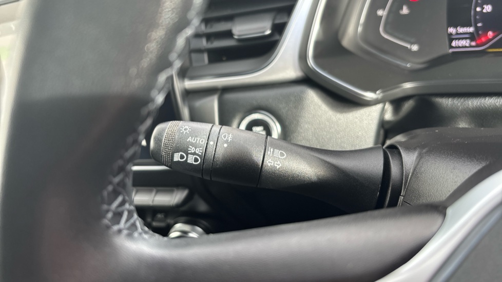 Renault Captur 1.0 TCE 90 SE Edition 5dr Petrol Hatchback - Image 26