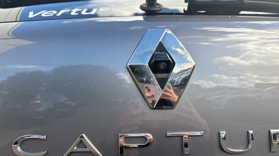 Renault Captur 1.0 TCE 90 SE Edition 5dr Petrol Hatchback - Image 37