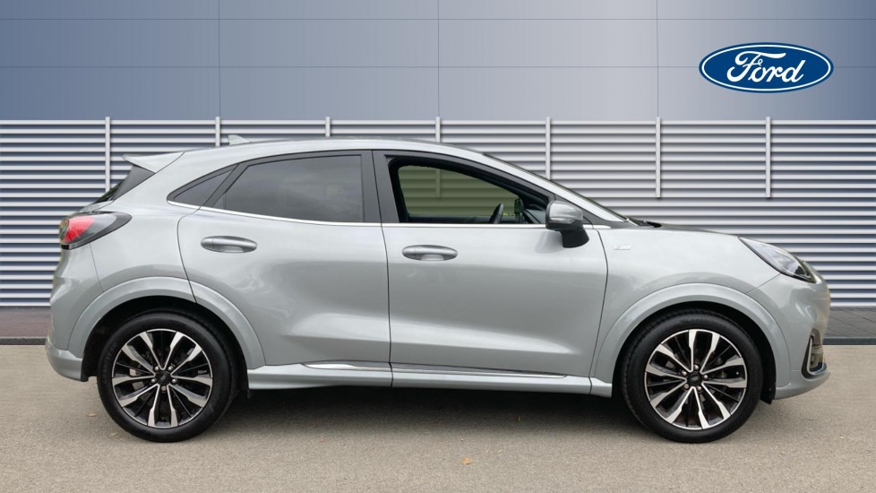 Ford Puma 1.0 EcoBoost Hybrid mHEV 155 ST-Line Vignale 5dr Petrol Hatchback - Image 5