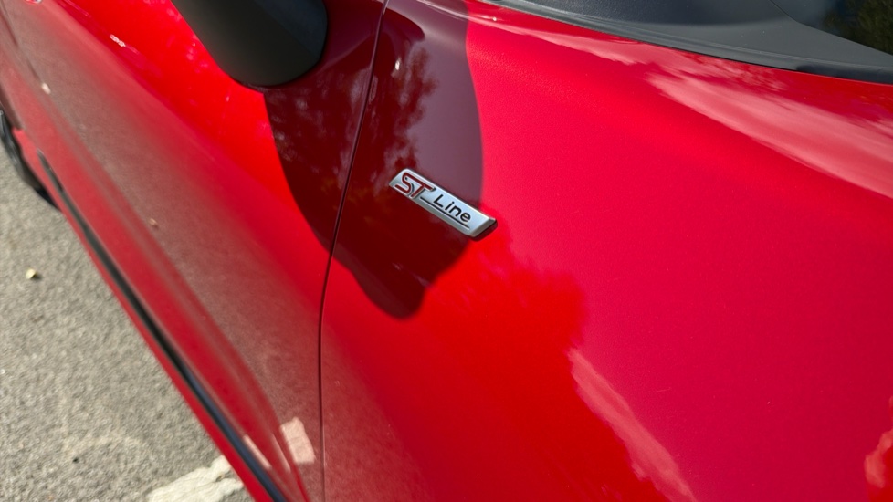 Ford Puma 1.0 EcoBoost Hybrid mHEV ST-Line 5dr Petrol Hatchback - Image 28