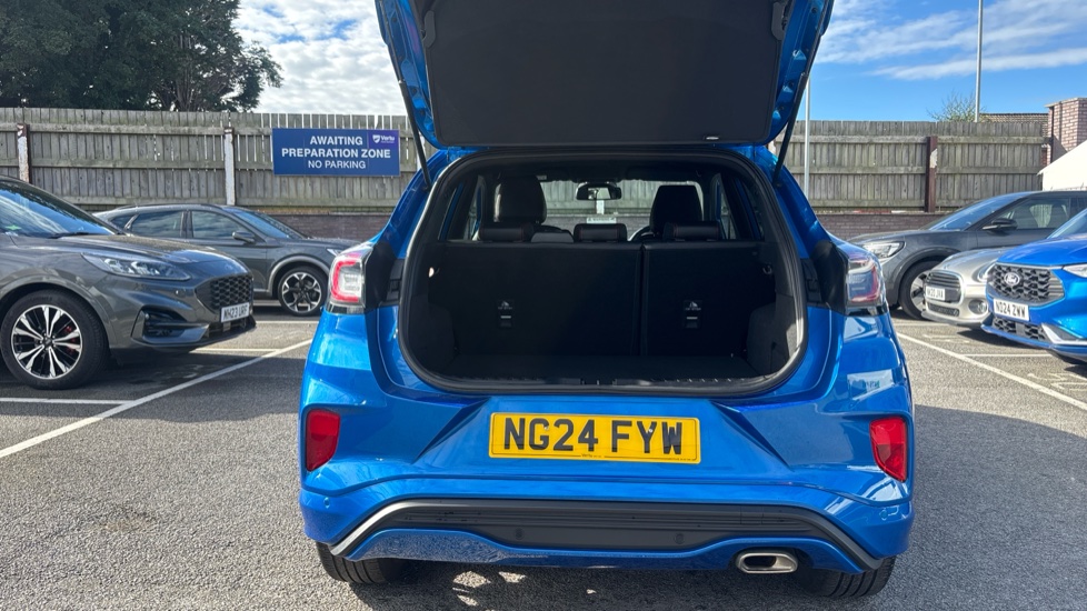 Ford Puma 1.0 EcoBoost Hybrid mHEV 155 ST-Line X 5dr Petrol Hatchback - Image 4