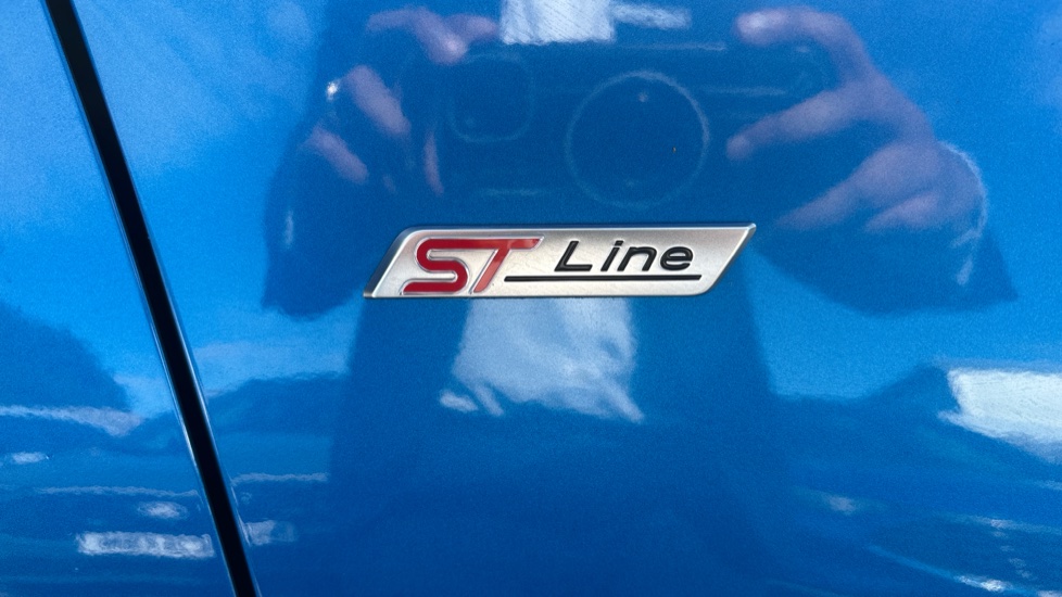 Ford Puma 1.0 EcoBoost Hybrid mHEV 155 ST-Line X 5dr Petrol Hatchback - Image 21