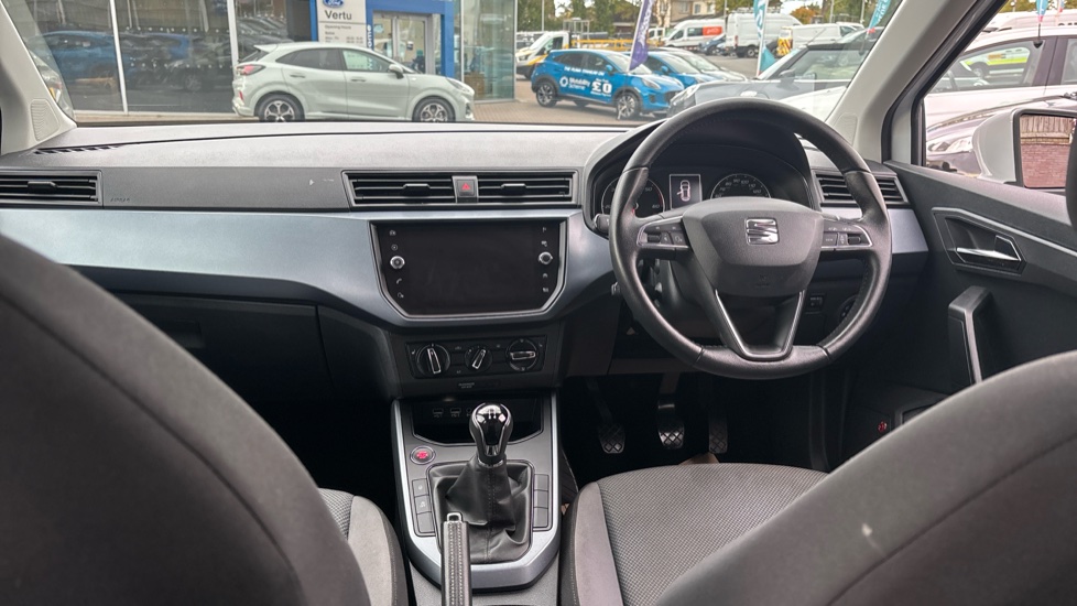 SEAT Arona 1.6 TDI SE Technology Lux [EZ] 5dr Diesel Hatchback - Image 10