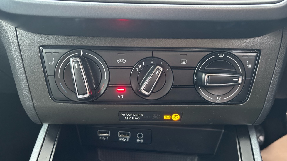 SEAT Arona 1.6 TDI SE Technology Lux [EZ] 5dr Diesel Hatchback - Image 28