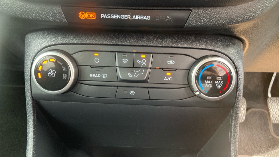 Ford Fiesta 1.1 75 Trend 5dr Petrol Hatchback - Image 33