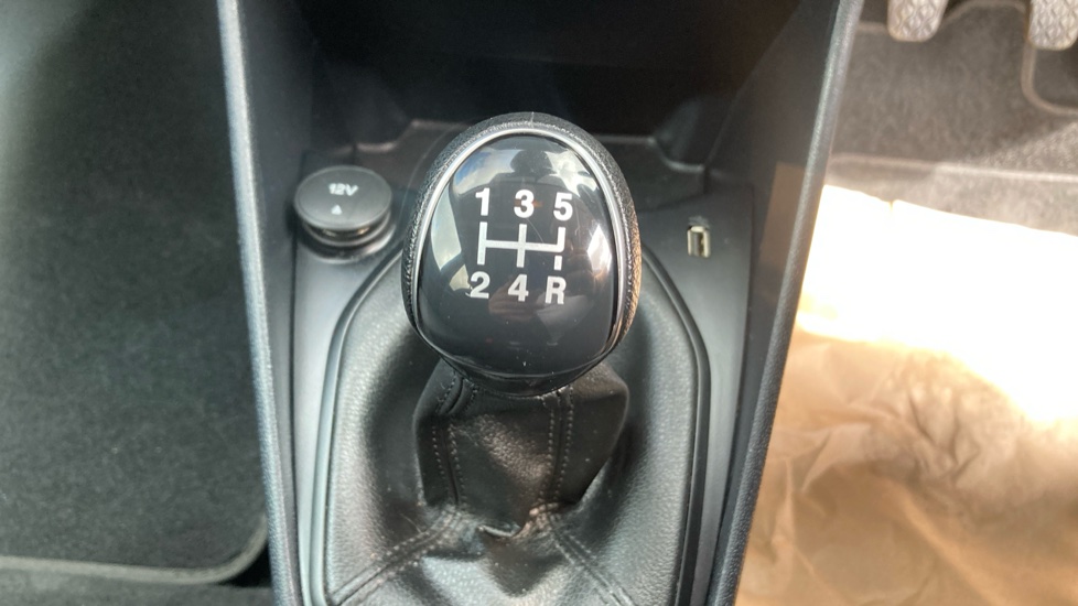 Ford Fiesta 1.1 75 Trend 5dr Petrol Hatchback - Image 34