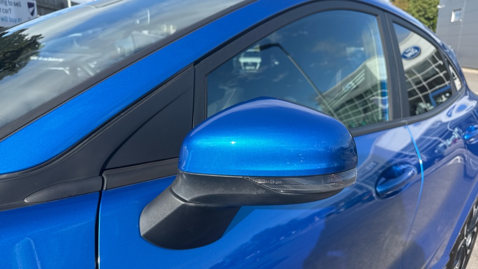 Ford Puma 1.0 EcoBoost Hybrid mHEV ST-Line X 5dr Petrol Hatchback - Image 8