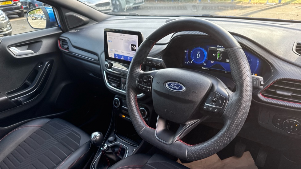 Ford Puma 1.0 EcoBoost Hybrid mHEV ST-Line X 5dr Petrol Hatchback - Image 14