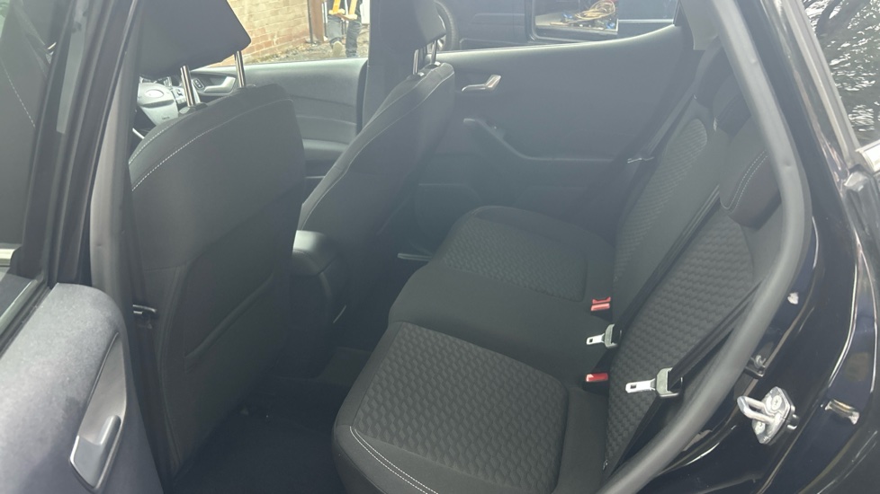 Ford Fiesta 1.0 EcoBoost Hybrid mHEV 125 Titanium 5dr Petrol Hatchback - Image 16