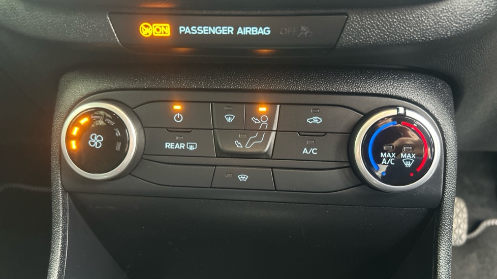 Ford Fiesta 1.0 EcoBoost Hybrid mHEV 125 Titanium 5dr Petrol Hatchback - Image 21