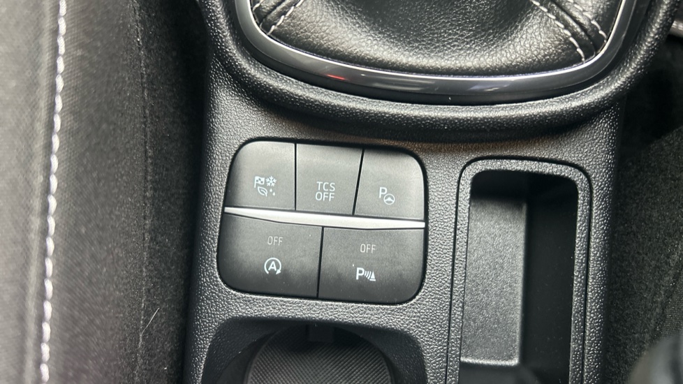 Ford Fiesta 1.0 EcoBoost Hybrid mHEV 125 Titanium 5dr Petrol Hatchback - Image 22