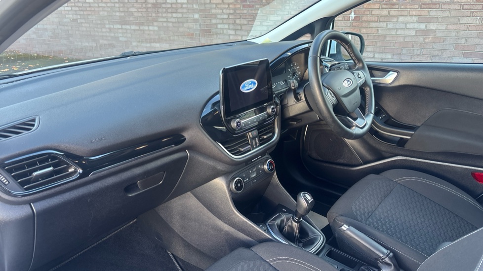 Ford Fiesta 1.0 EcoBoost Hybrid mHEV 125 Titanium 5dr Petrol Hatchback - Image 9