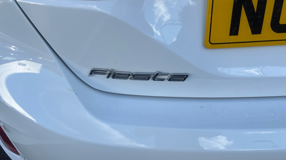 Ford Fiesta 1.0 EcoBoost Hybrid mHEV 125 Titanium 5dr Petrol Hatchback - Image 24