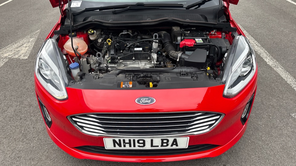Ford Fiesta 1.1 Zetec 5dr Petrol Hatchback - Image 8