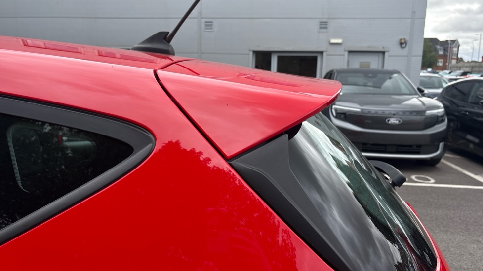 Ford Fiesta 1.1 Zetec 5dr Petrol Hatchback - Image 23