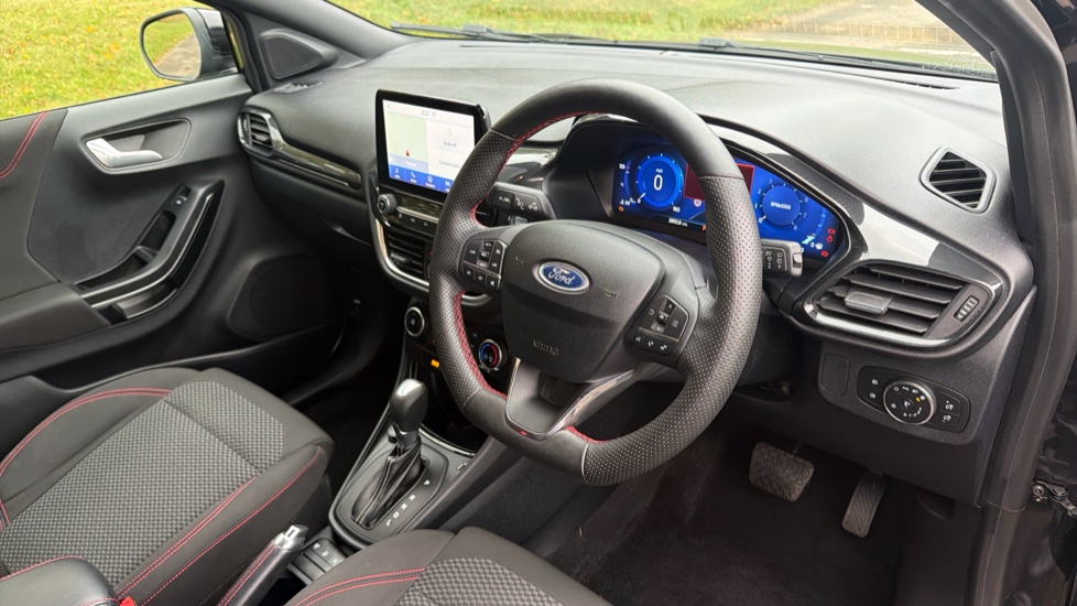 Ford Puma 1.0 EcoBoost Hybrid mHEV ST-Line 5dr DCT Petrol Hatchback - Image 11