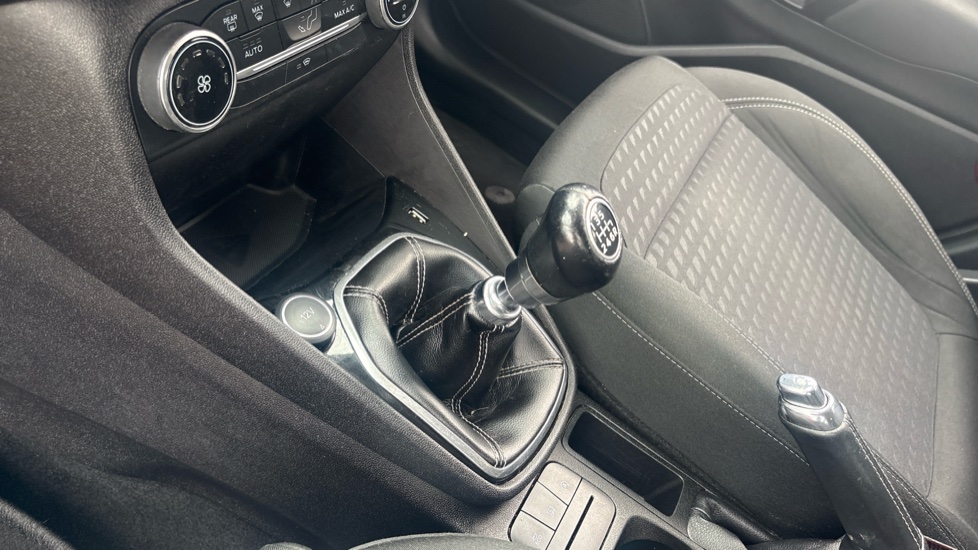 Ford Fiesta 1.0 EcoBoost Titanium 5dr Petrol Hatchback - Image 13