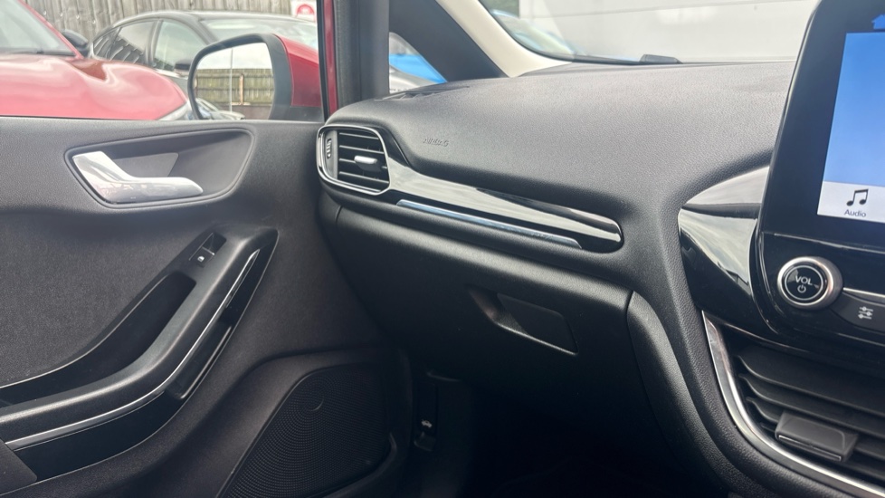 Ford Fiesta 1.0 EcoBoost Titanium 5dr Petrol Hatchback - Image 29