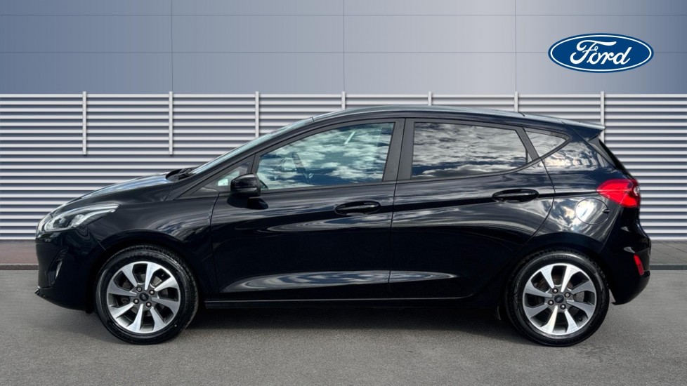 Ford Fiesta 1.1 Trend 5dr Petrol Hatchback - Image 5