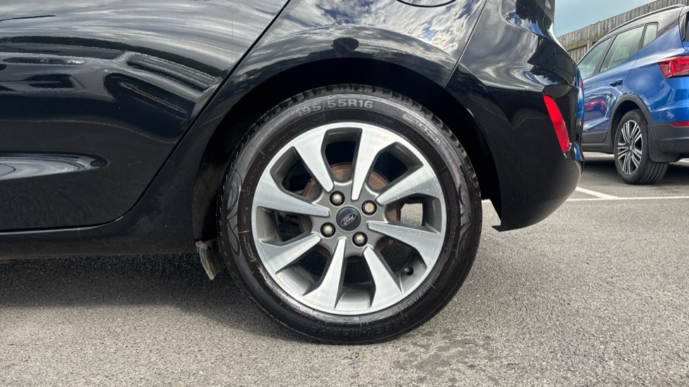 Ford Fiesta 1.1 Trend 5dr Petrol Hatchback - Image 7