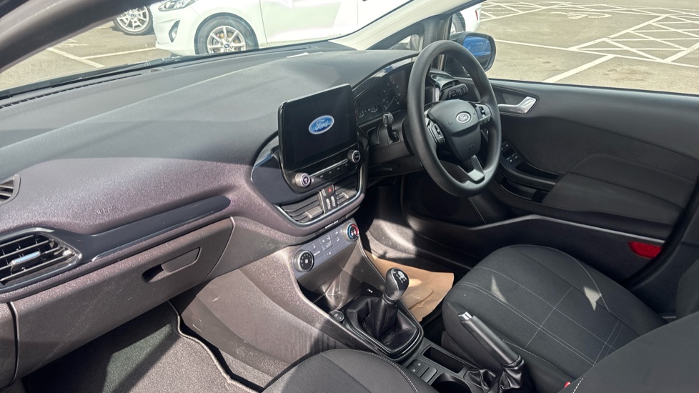 Ford Fiesta 1.1 Trend 5dr Petrol Hatchback - Image 9