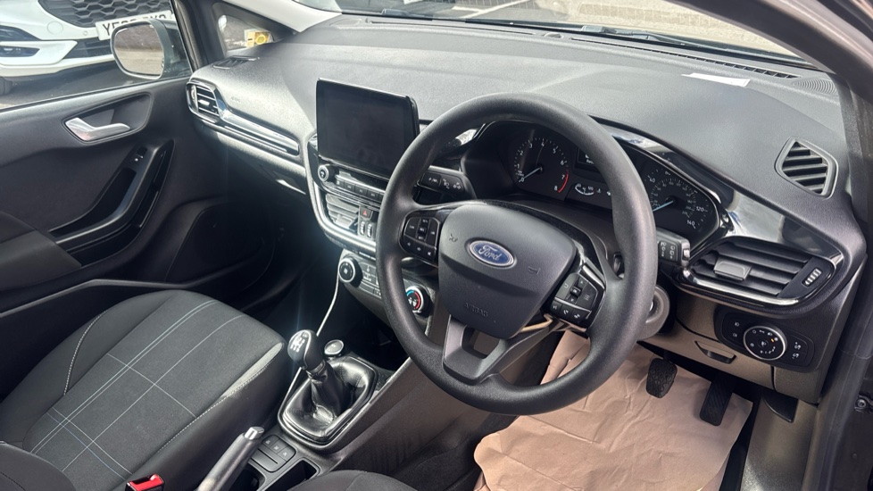 Ford Fiesta 1.1 Trend 5dr Petrol Hatchback - Image 11